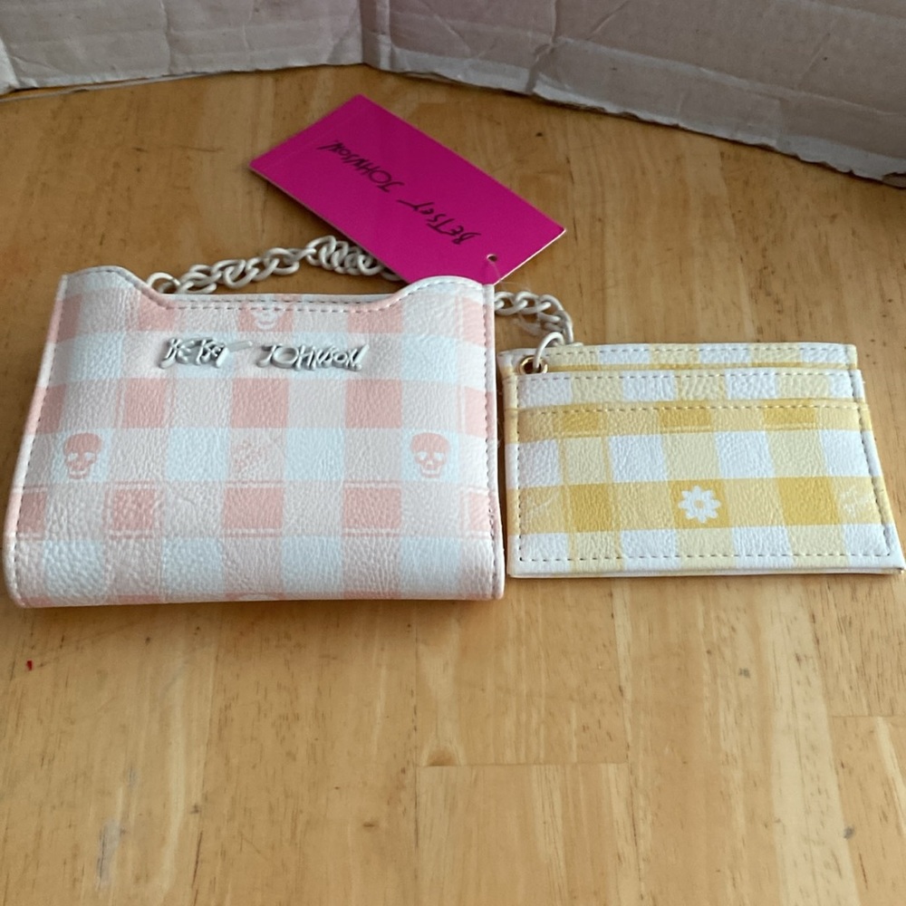 Betsey Johnson Stylish Pink and Yellow Checkered Women's Bag Set